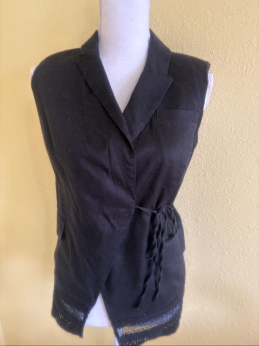 White House Black Market Black Women's Vest